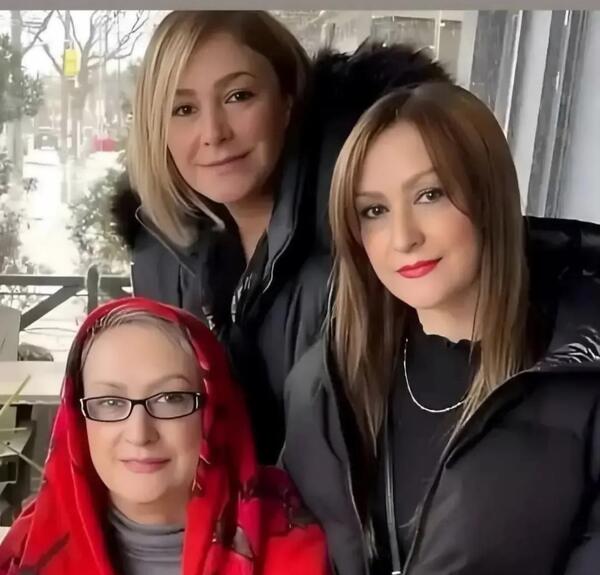 عکس های بازیگران خانه به دوش