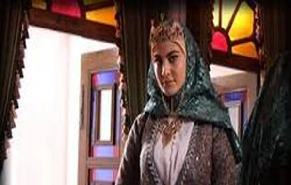 عکس بازیگران زن بانوی عمارت