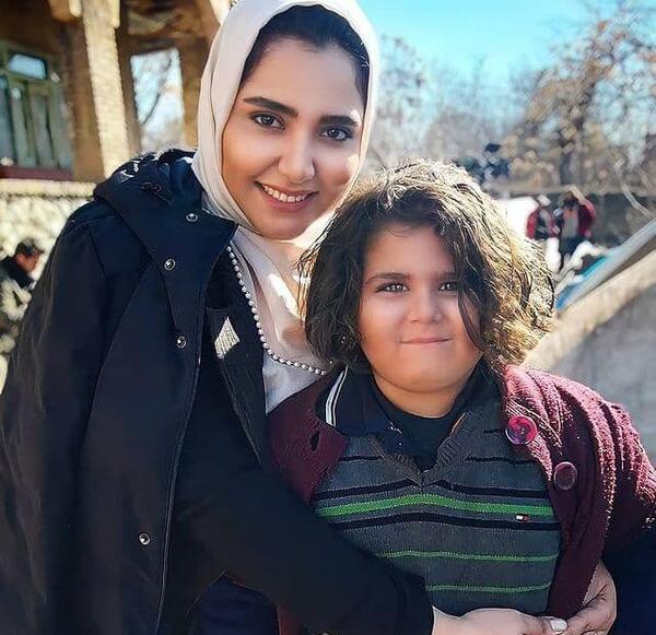 عکس کپلک در فیلم ملکه گدایان