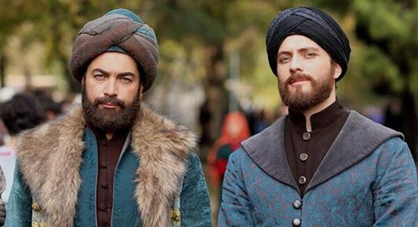 عکس بازیگرهای فیلم مست عشق