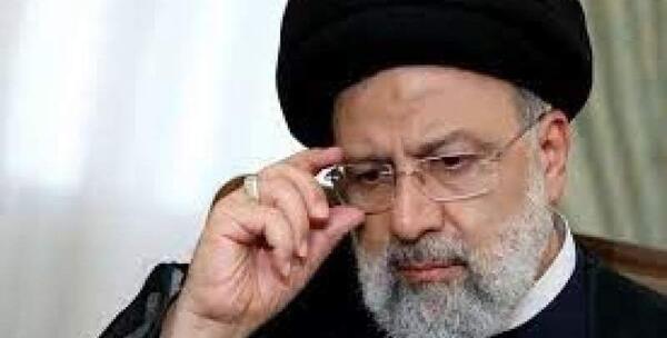 عکس سوتی های رئیسی در سخنرانی