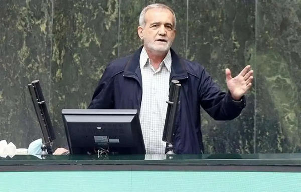 عکس جوانی پزشکیان نماینده مجلس