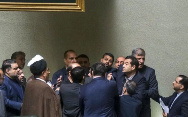 عکس غلامرضا تاجگردون نماینده گچساران
