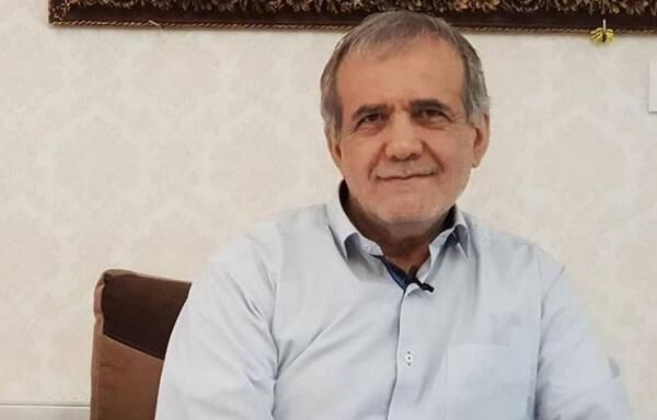 عکس جوانی پزشکیان نماینده تبریز