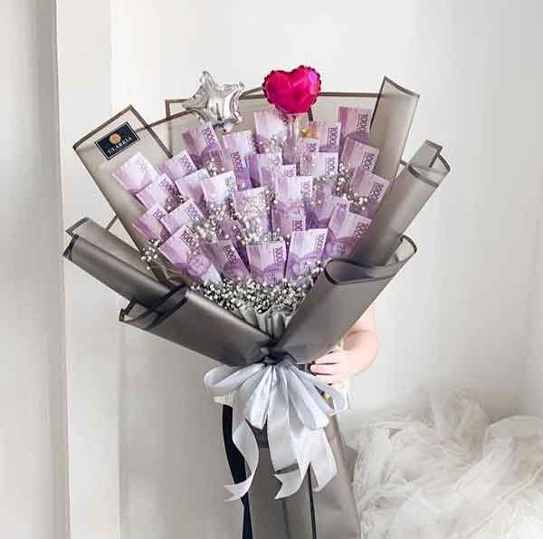 عکس پول دسته گل