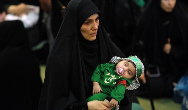 عکس بچه ها در مراسم شیرخوارگان