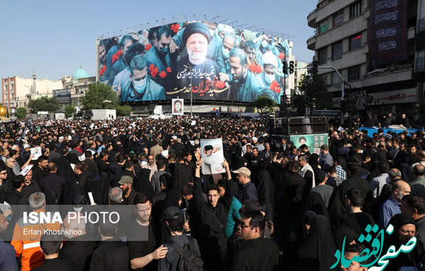 عکس مراسم خاکسپاری رئیسی