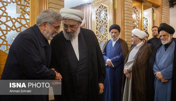 عکس مراسم ترحیم مادر