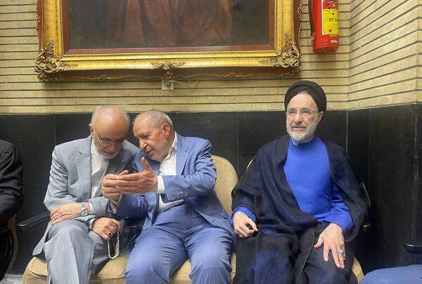 عکس مراسم ترحیم مادر