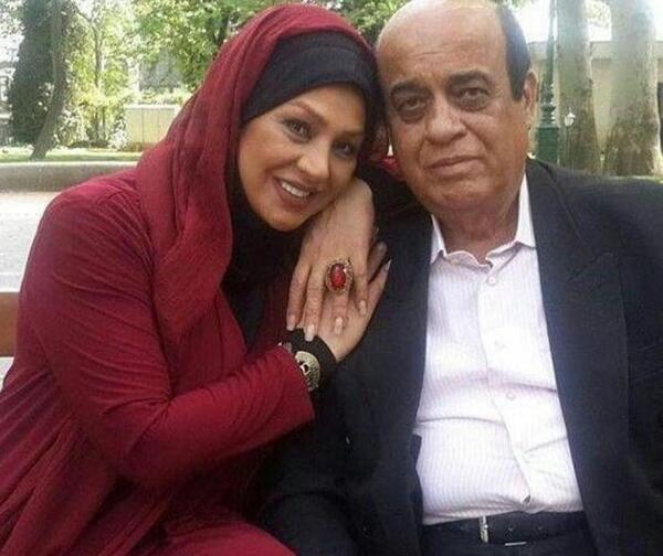 عکس مراسم خاکسپاری پدر نسرین مقانلو