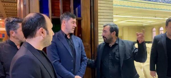 عکس مراسم ختم مادر کریم باقری