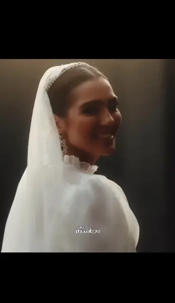 عکس مراسم عقد مونا کرمی