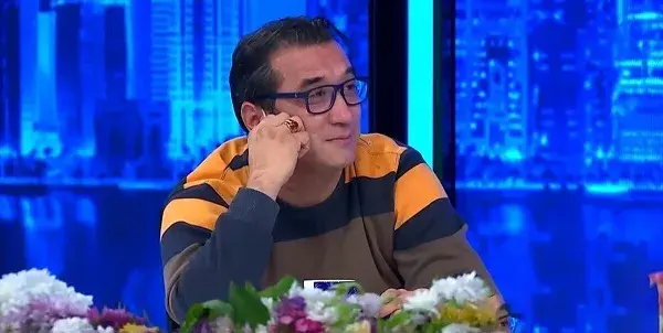 عکس مراسم خاکسپاری پدر خداداد عزیزی