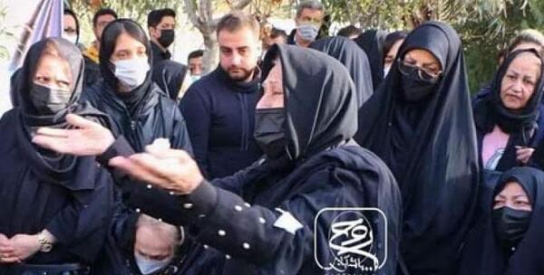 عکس مراسم خاکسپاری زهره فکور صبور