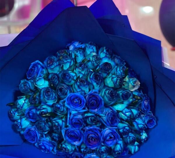 عکس دسته گل رز واقعی