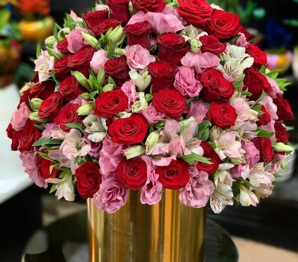 عکس دسته گل رز واقعی