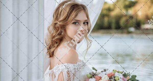 عکس عروس و دسته گل