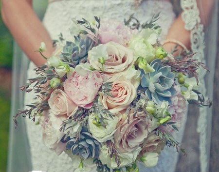 عکس طبیعی از دسته گل