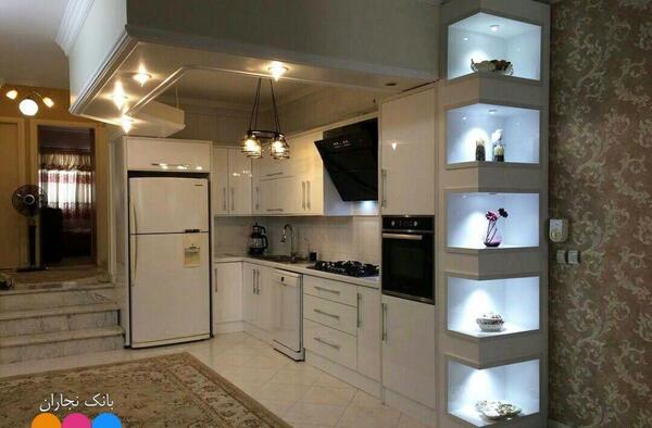 عکس کابینت سفید با دسته طلایی