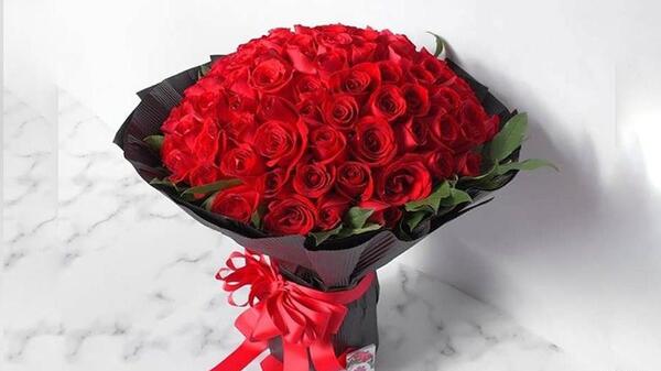 عکس دسته گل با کاغذ رنگی