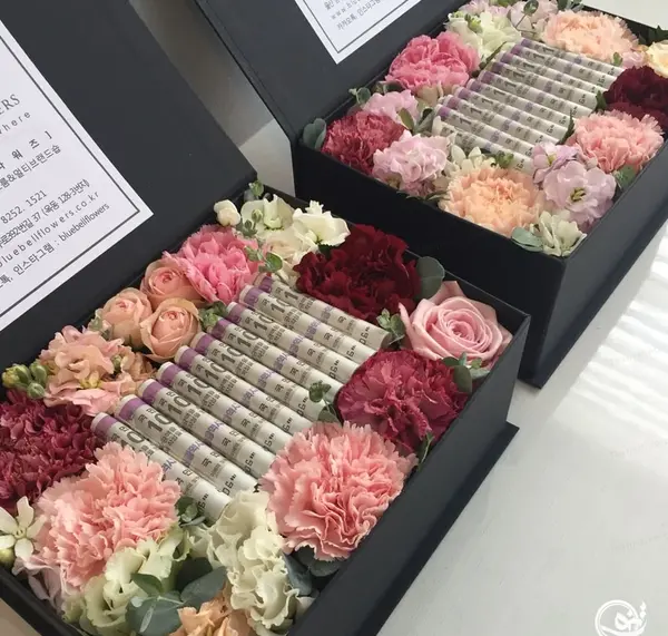 عکس دسته گل دلاری