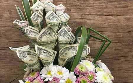 عکس دسته گل با دلار