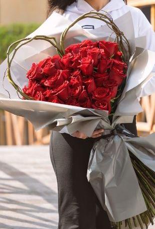 عکس دسته گل با دلار