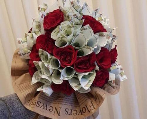 عکس دسته گل با دلار