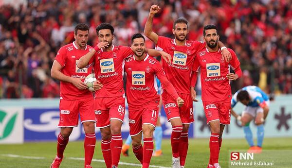 عکس دسته جمعی از بازیکنان پرسپولیس