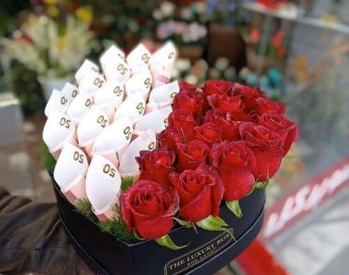 عکس دسته گل با اسکناس