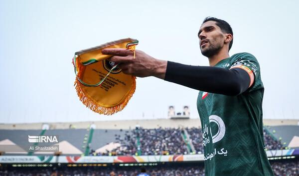 عکس سوتی پیمان یوسفی بازی پرسپولیس