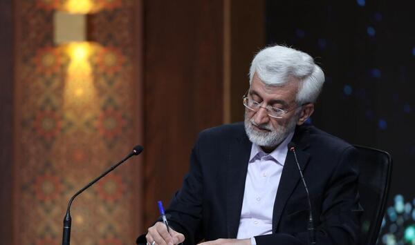 عکس سوتی سعید جلیلی در مناظره