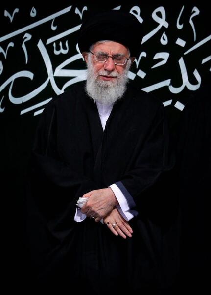 عکس عزاداری مقام معظم رهبری
