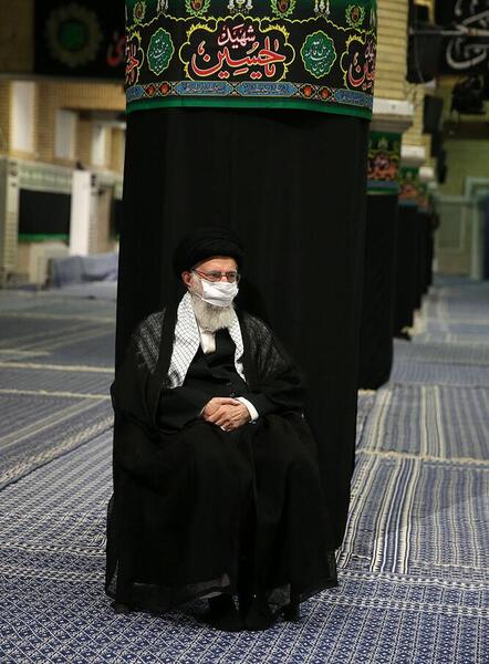 عکس عزاداری مقام معظم رهبری