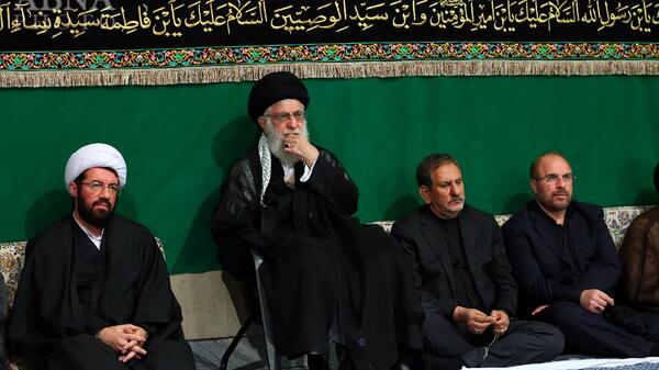 عکس عزاداری مقام معظم رهبری