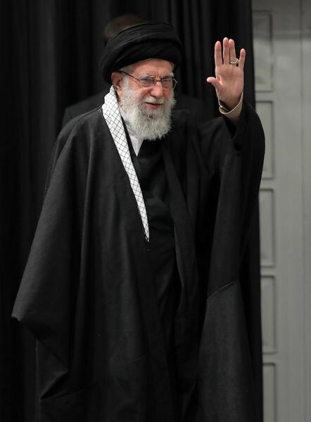 عکس عزاداری مقام معظم رهبری