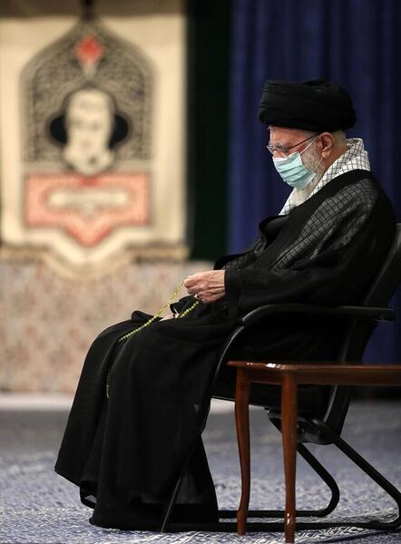 عکس خامنه ای در محرم