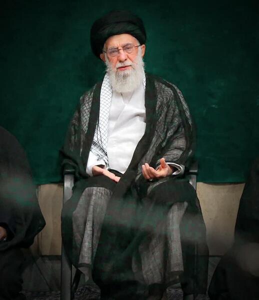 عکس امام خامنه ای در محرم