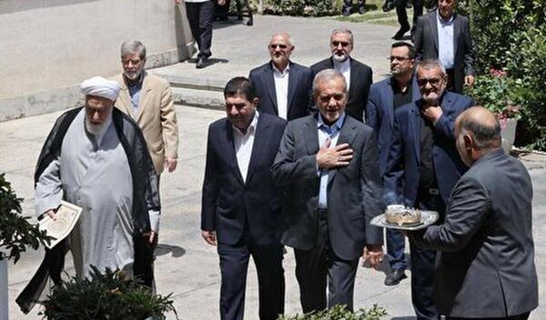 عکس سوتی قرانی پزشکیان