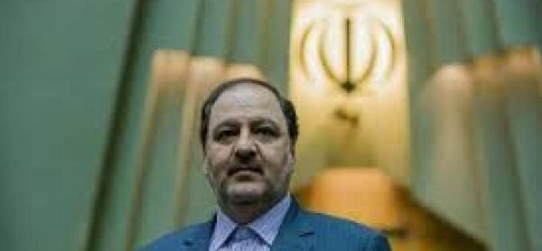 عکس سوتی نماینده مجلس در مورد موزه لوور