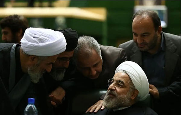 عکس سوتی های روحانی آب آشامیدنی