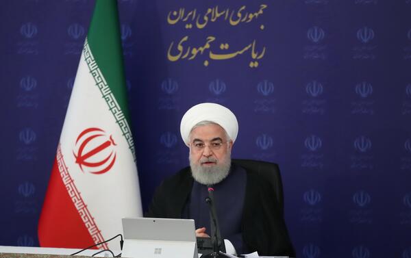 عکس سوتی های روحانی آب آشامیدنی