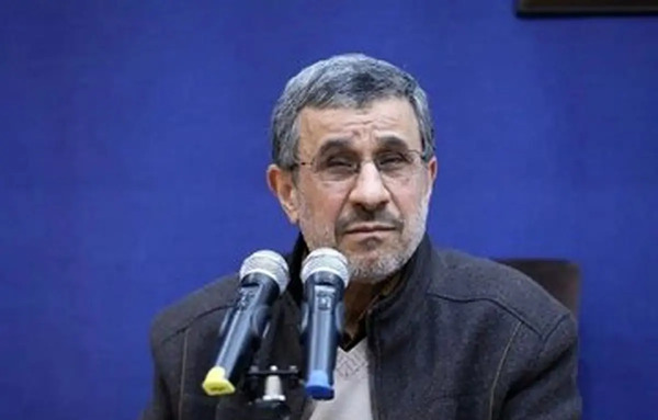 عکس سوتی احمدی نژاد در برنامه زنده