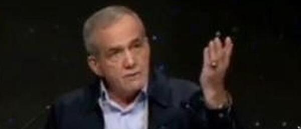عکس سوتی احمدی نژاد در برنامه زنده