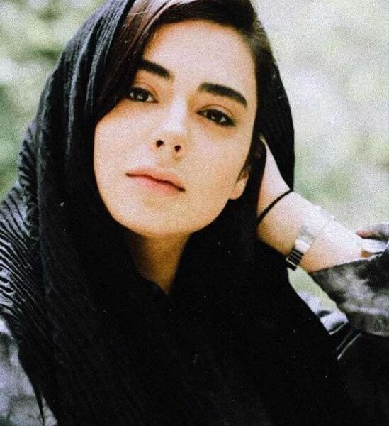 عکس غزل در فیلم یاور