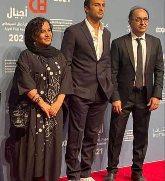 عکس بازیگران فیلم قهرمان عجیب من