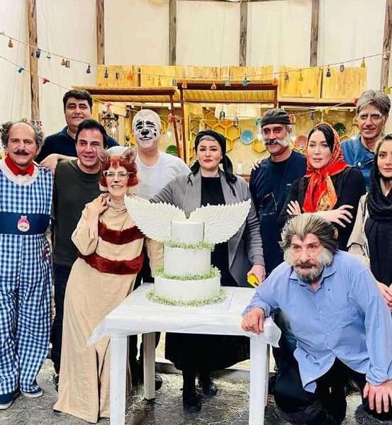 عکس بازیگران فیلم کلبه عمو پورنگ
