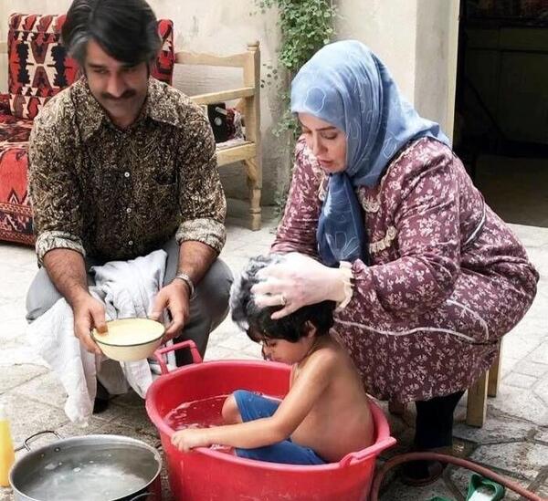 عکس اسکندر در فیلم زیرخاکی
