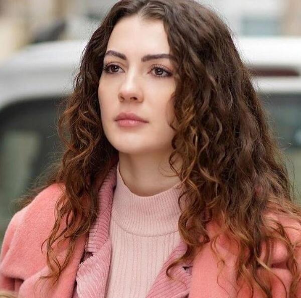 عکس فیلم روحتم خبردار نیست