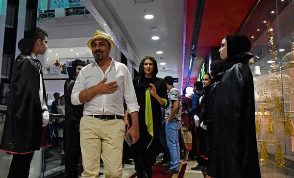 عکس بازیگران فیلم دراکولا